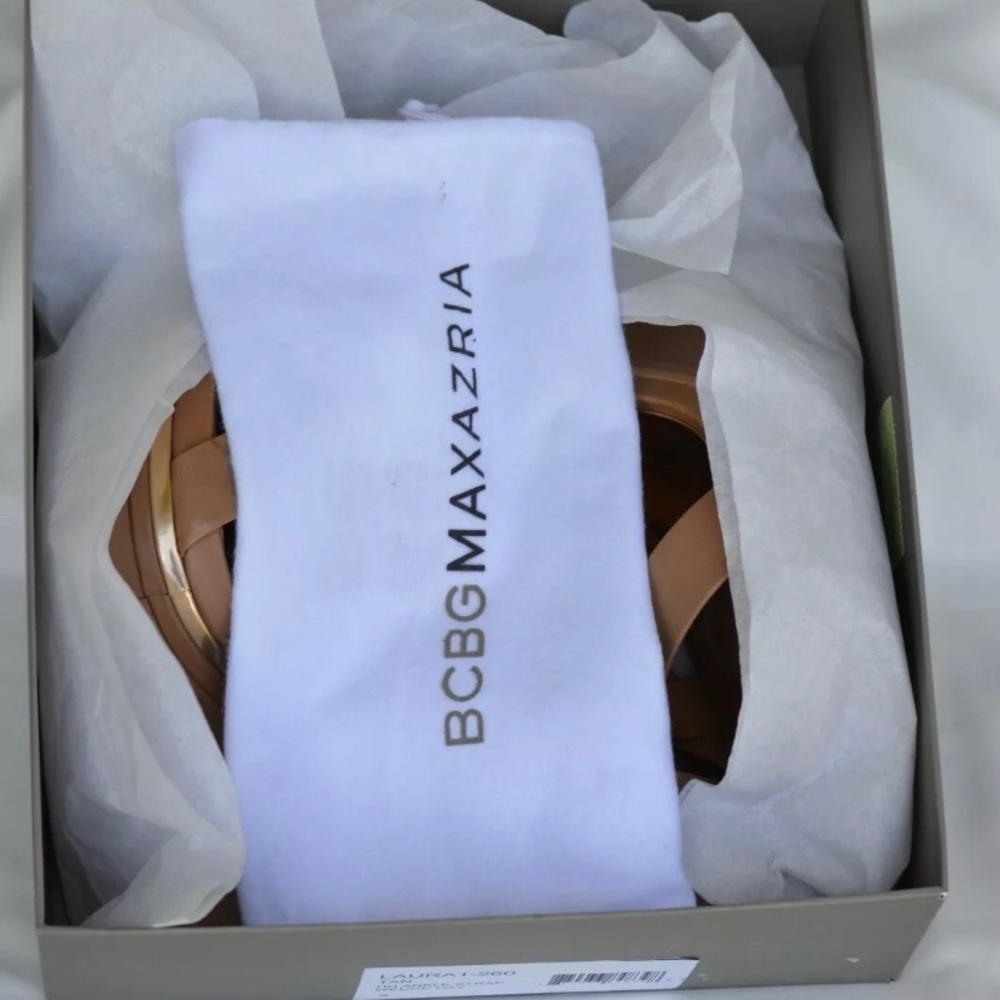 NWB BCBG  Platform Wedge  Sandals 9M Tan Orig $250 - Picture 6 of 11